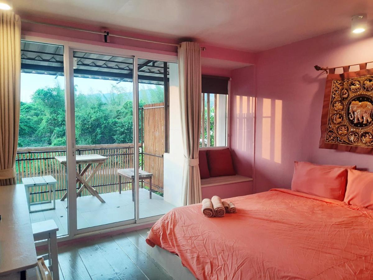 Resor Chasorn Riverside Sai Yok